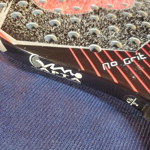 Wilson Blade Pro Paddle Tennis Paddle 385 Grams 4 1/4 2 - Picture 6 of 13